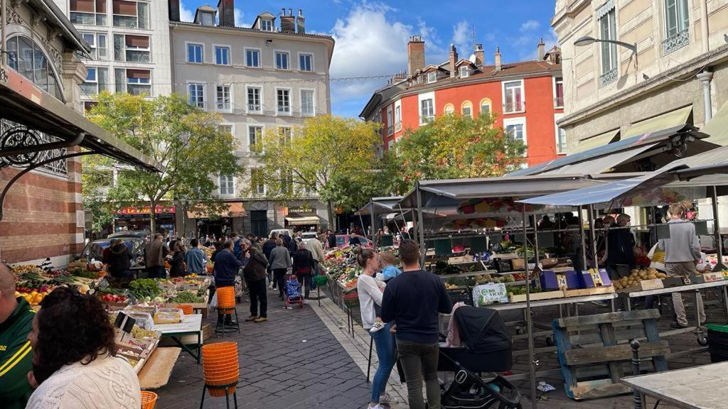 Cosy And Calm In Grenoble City Heart With Free And Large Parking Q-Park Chavant Exteriér fotografie